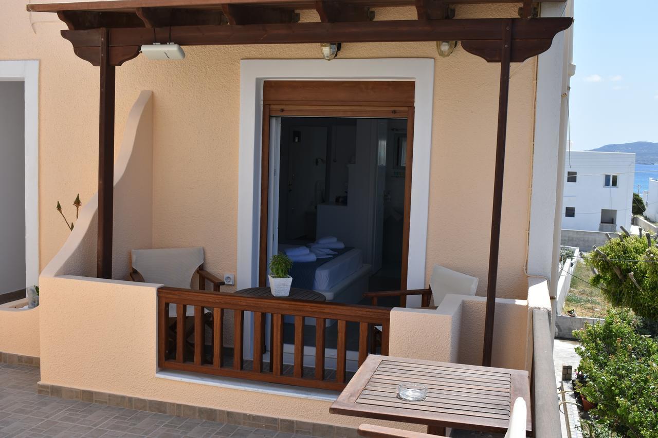 Asterias * Adamantas (Milos)